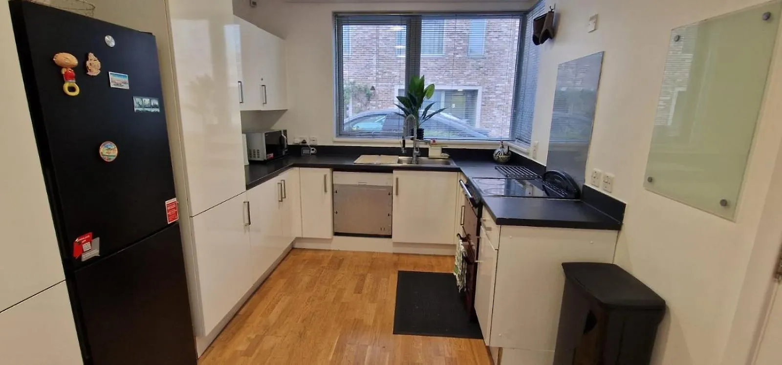 The Aurum Barking  0*, Barking (Greater London)
